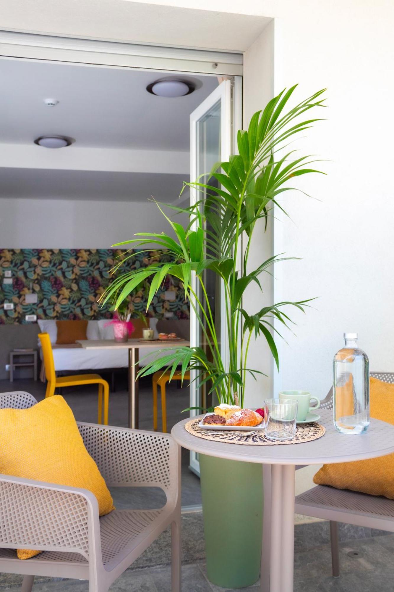 Nido Suite & Apartments Cesenatico Buitenkant foto